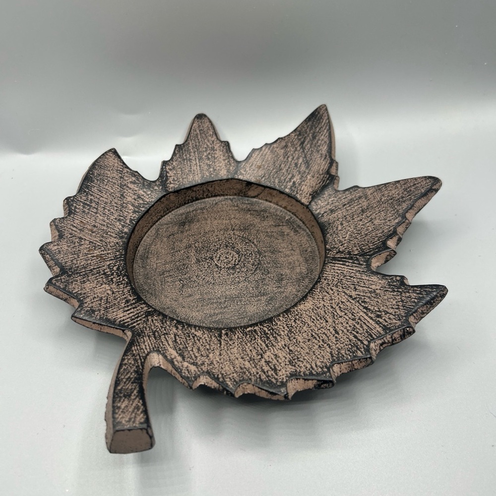 Leaf-Shaped Wooden Decorative Tray candle holder